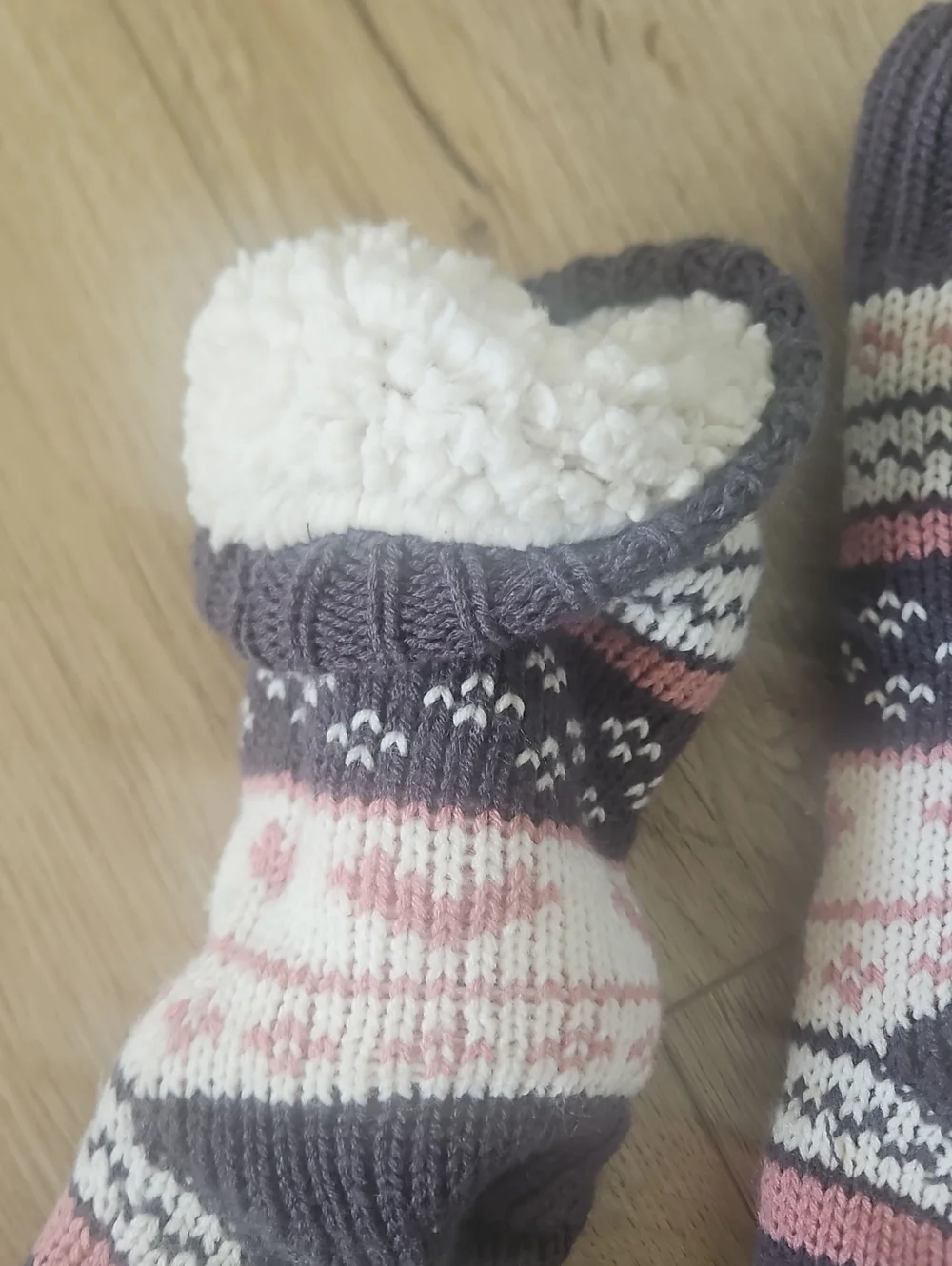 Cozy Fox Toe Sweater Knit Long Knee-High Socks in Gray, Pink, Cream